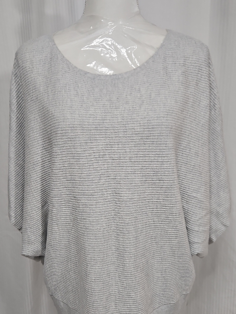Tommy Bahama Heather Light Gray Ribbed Scoop-Neck Sweater